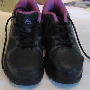 Ace Pink & Black Women's Workshoes Size 7.5 Nonslip Sole Excellent Condition